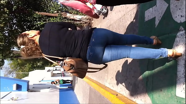 candid 2 milfs deliciosas