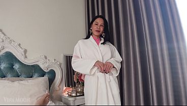 VIP Masseuse Gives the Best Happy Ending POV
